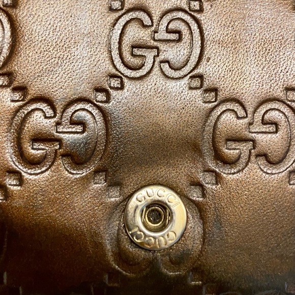 (SOLD) Auth Gucci Wallet on chain - Picture 15 of 15